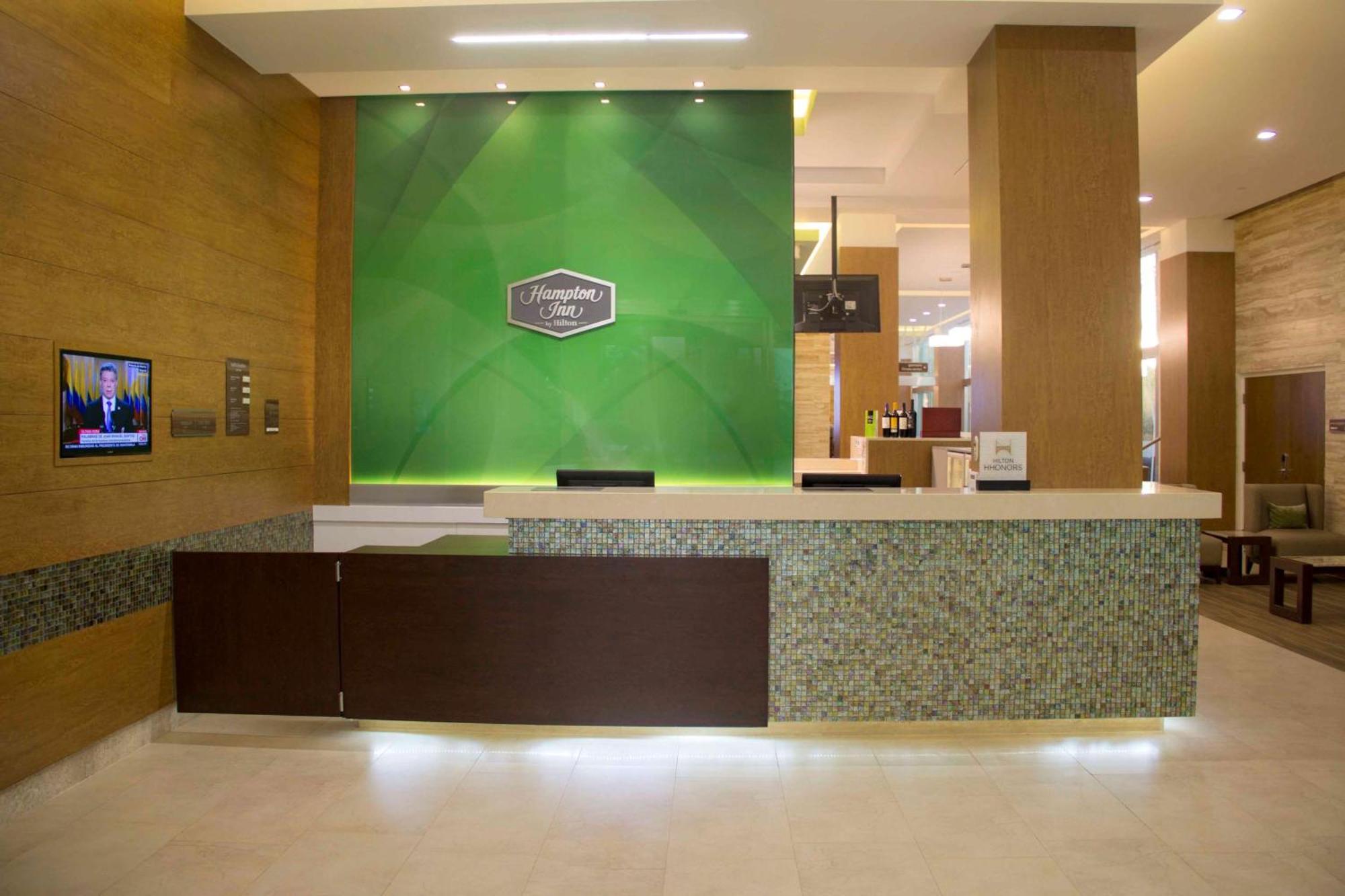 Hampton Inn by Hilton Mérida Exterior foto